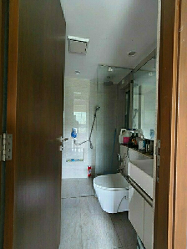 Bathroom, hiranandani-castle-rock 2 Bedroom 629 Sq.Ft. Apartment In Powai Mumbai 9178193