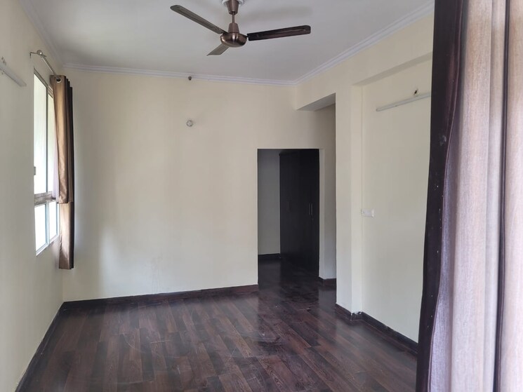 Room, assotech-windsor-court 4 Bedroom 2520 Sq.Ft. Apartment In Sector 78 Noida 9178162