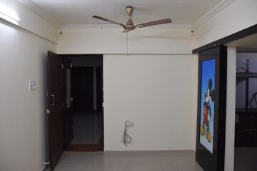 Room in 1 BHK Apartment at Puranik City, Kasarvadavali – for Rent