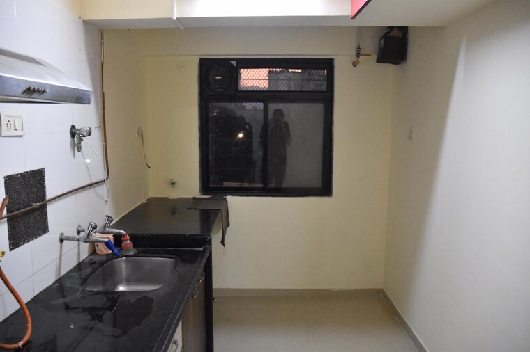 Kitchen, puranik-city 1 Bedroom 500 Sq.Ft. Apartment In Kasarvadavali Thane 9178169