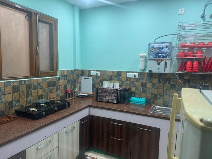 Kitchen, saket 3 Bedroom 1100 Sq.Ft. Builder Floor In Saket Delhi 9178192