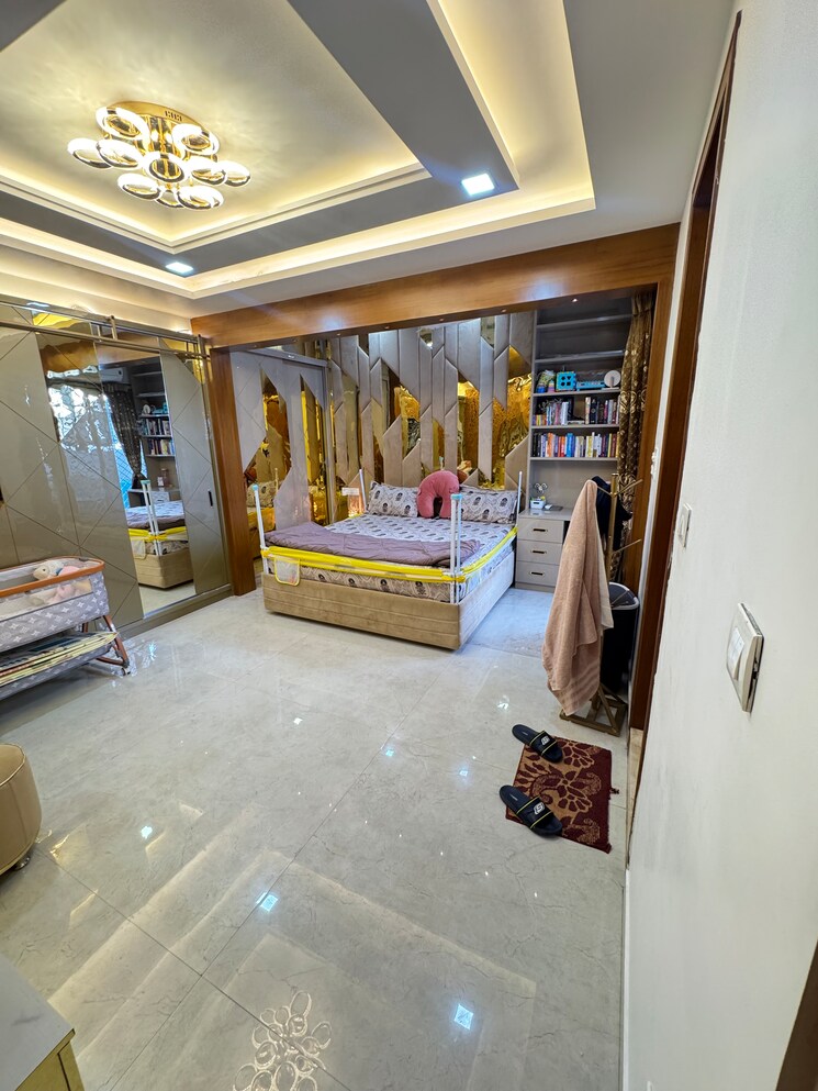 Room, elite-oyster 3 Bedroom 2400 Sq.Ft. Apartment In Hbr Layout Bangalore 9178198