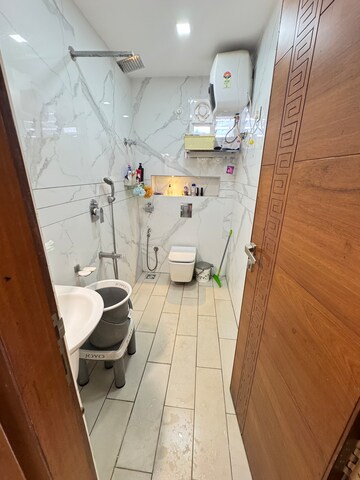 Bathroom in 3 BHK Apartment at Elite Oyster, Hbr Layout – for Sale