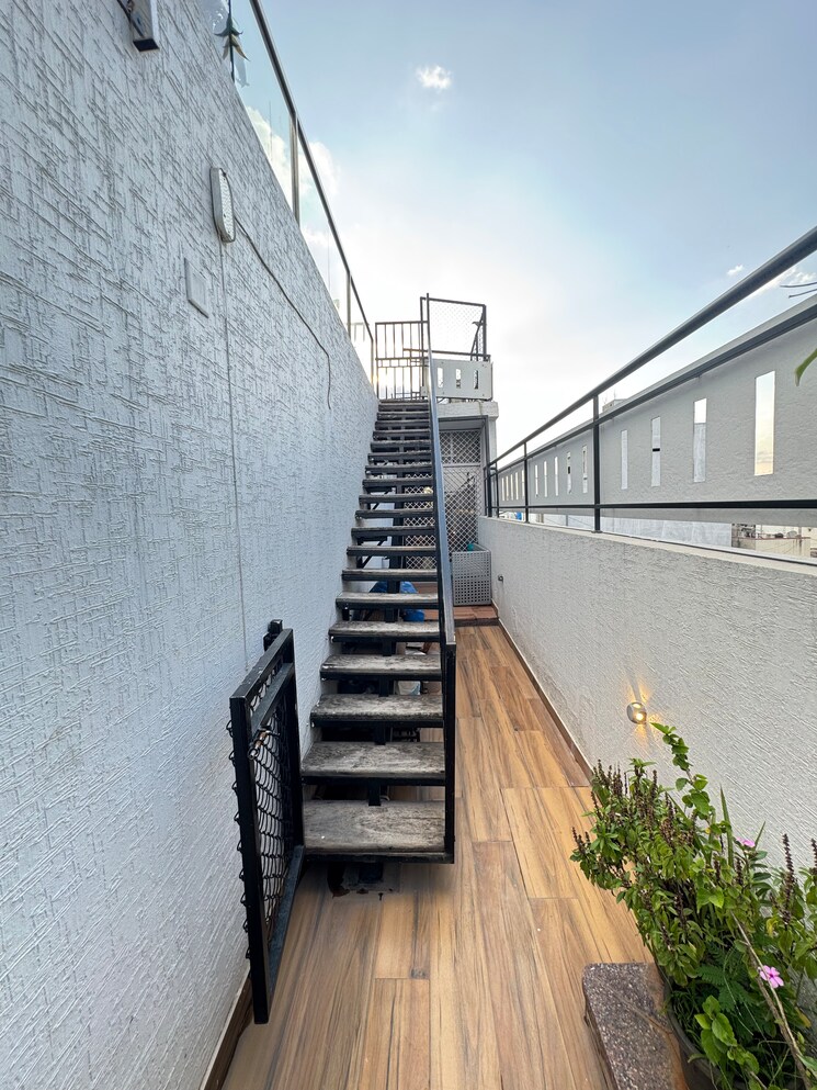 undefined, elite-oyster 3 Bedroom 2400 Sq.Ft. Apartment In Hbr Layout Bangalore 9178198