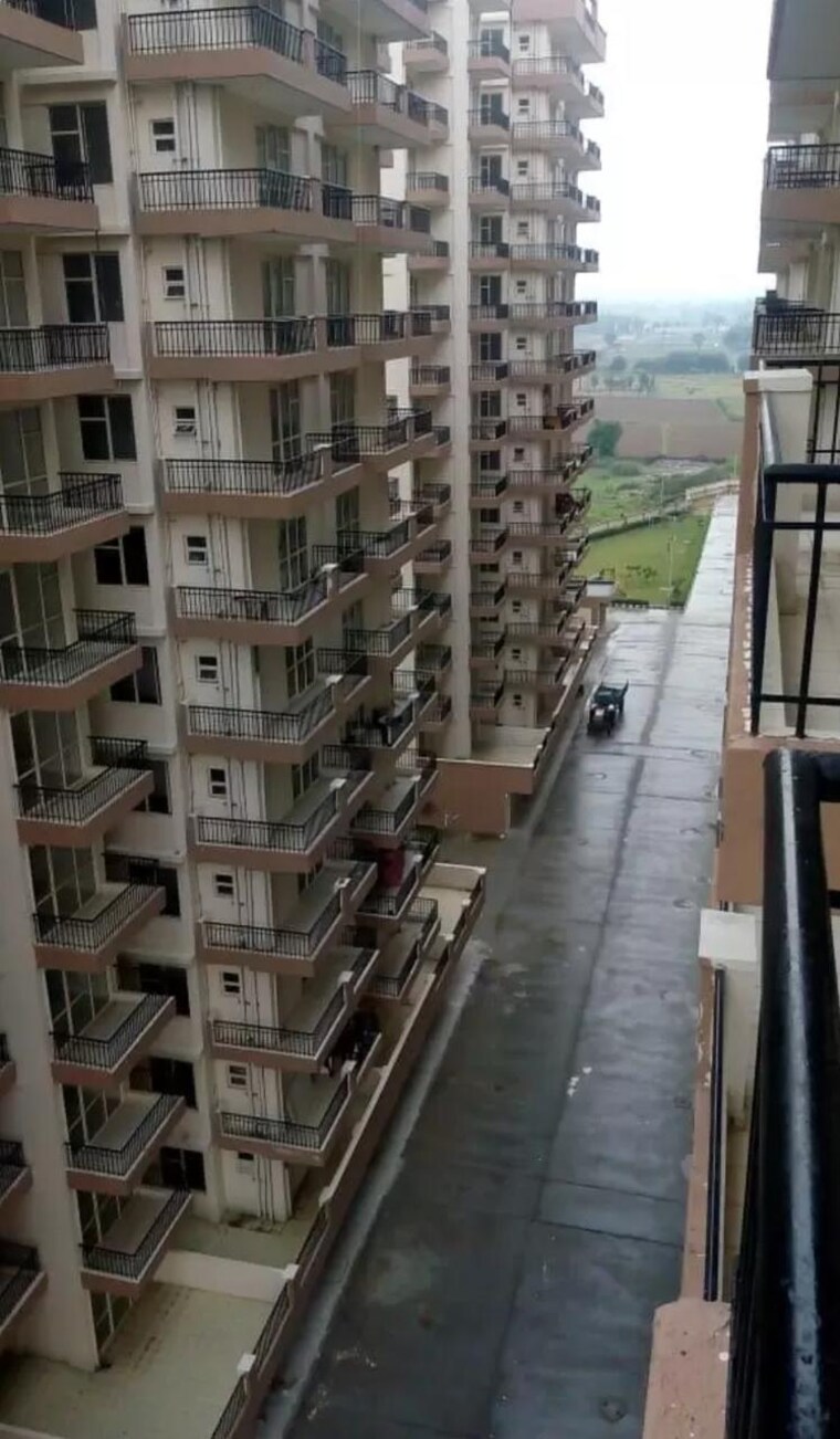 Exterior View, hcbs-sports-ville 2 Bedroom 737 Sq.Ft. Apartment In Sohna Sector 35 Gurgaon 9178230