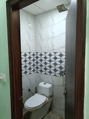 Bathroom in 2 BHK Builder Floor at Jai Laxmi Apartments, Sector 73 – for Rent