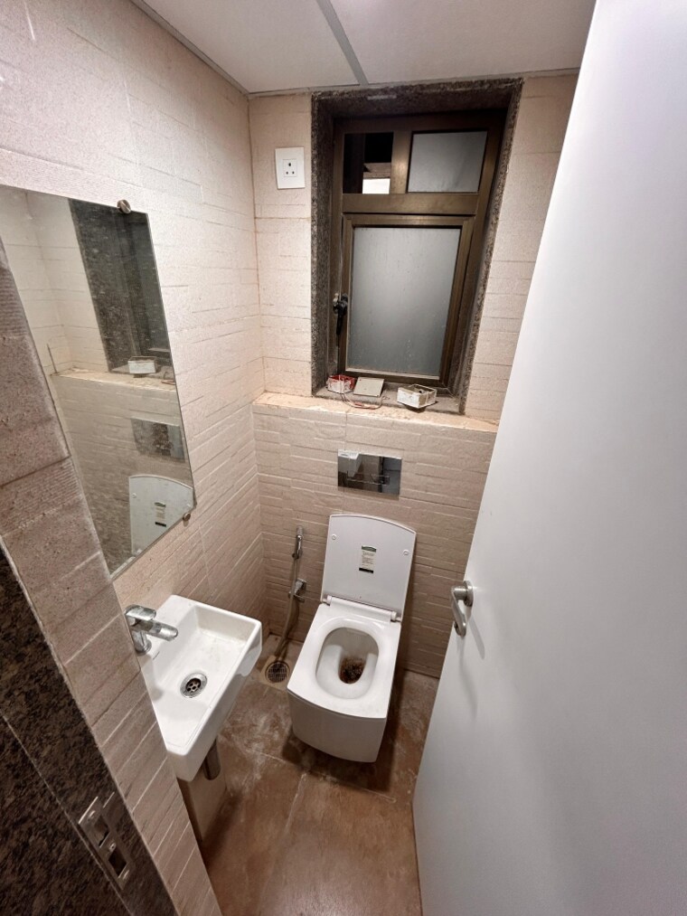 Bathroom, kanakia-silicon-valley 3 Bedroom 1400 Sq.Ft. Apartment In Powai Mumbai 9178447