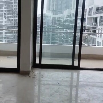 Room in 3 BHK Apartment at M3M Golf Estate, Sector 65 – for Rent