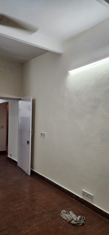 Room in 1 RK Builder Floor at Savitri Nagar – for Rent