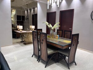 Living Room in 4 BHK Apartment at Bestech Park View Spa, Sector 47 – for Sale