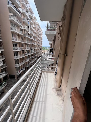 1 BHK Apartment For Sale in Breez Global Heights, Sohna Sector 33