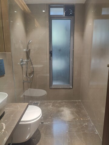 Bathroom in 3 BHK Apartment at Vasant Kunj, Santacruz West – for Rent