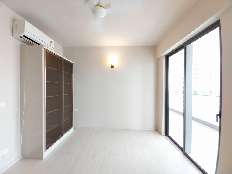 Room, m3m-heights 3 Bedroom 2054 Sq.Ft. Apartment In Sector 65 Gurgaon 9178366