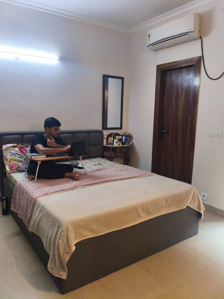 Bedroom, amrapali-silicon-city 3 Bedroom 1545 Sq.Ft. Apartment In Sector 76 Noida 9178359