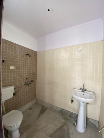 Bathroom in 3 BHK Builder Floor at Vaishali Sector 3 – for Rent