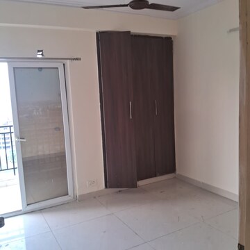 2 BHK Apartment For Rent in Mahagun Myra, Sector 4 Greater Noida