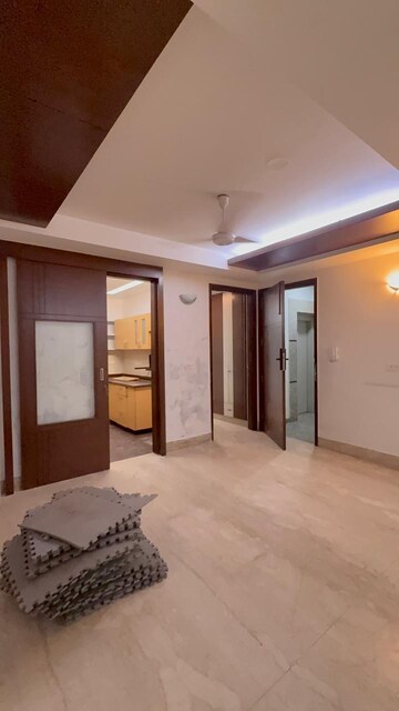 Room in 3 BHK Builder Floor at Kalkaji – for Rent