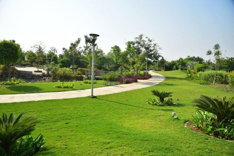 Garden, wardha rd  1000 Sq.Ft. Plot In Wardha rd Nagpur 9178540