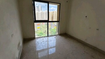 Room in 2 BHK Apartment at Risland The Icon, Dhokali – for Rent