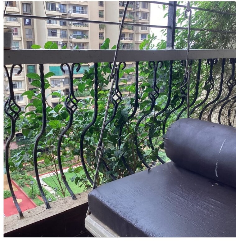 Exterior View, lokhandwala-green-acres 3 Bedroom 1875 Sq.Ft. Apartment In Andheri West Mumbai 9178623
