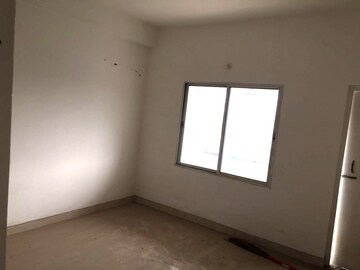 Room in 3 BHK Apartment at Sevoke Road – for Sale