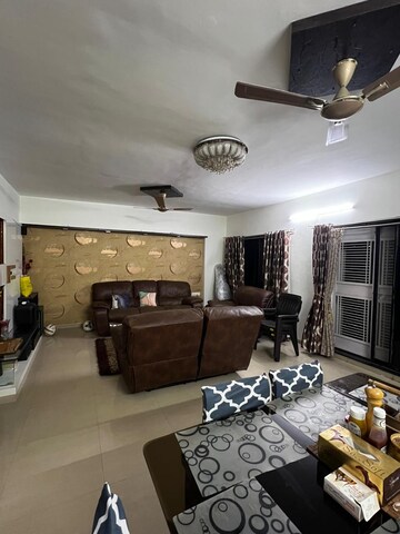 Team Area in 3 BHK Apartment at Pride Platinum, Baner – for Rent