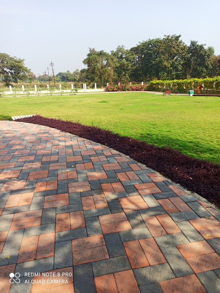 Balcony, shankarpur Commercial Land 1000 Sq.Ft. In Shankarpur Nagpur 9178787