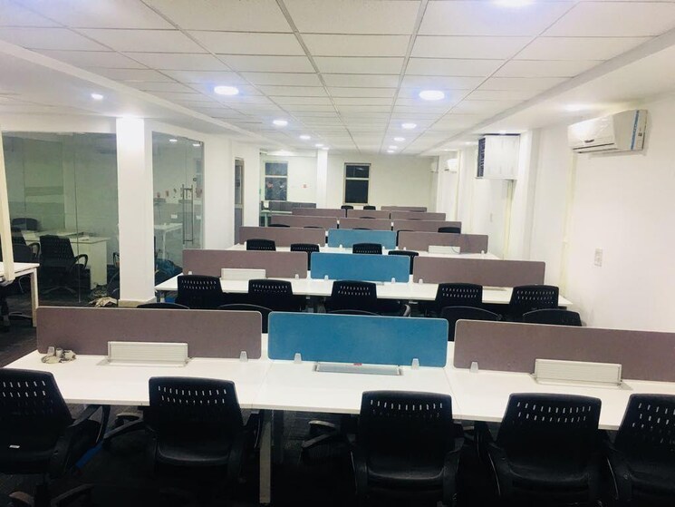 Team Area, vijay nagar Commercial Office Space 1701 Sq.Ft. In Vijay Nagar Indore 9178803