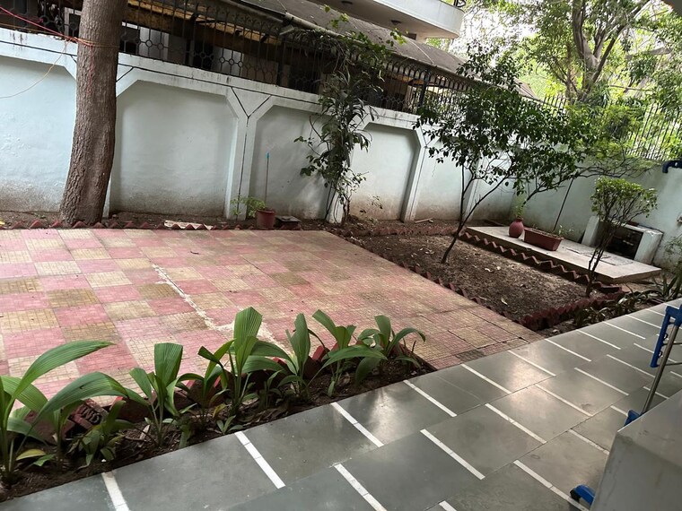 Balcony, dlf phase ii 6 Bedroom 360 Sq.Yd. Villa In Dlf Phase ii Gurgaon 9178827