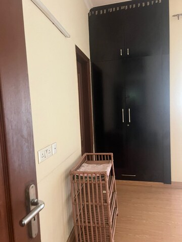 Furnished Amenities in 3 BHK Apartment at Ansal API Esencia, Sector 67 – for Rent