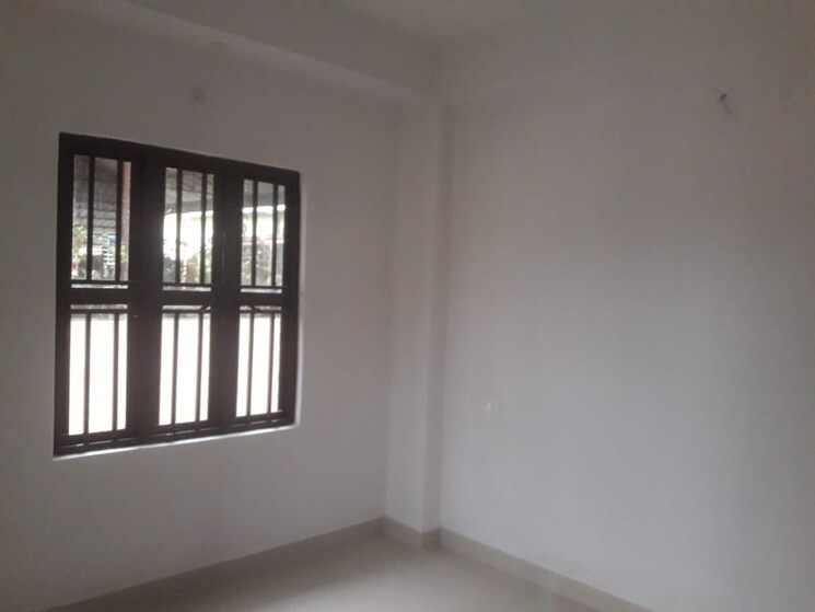 Room, hakim para 2 Bedroom 800 Sq.Ft. Apartment In Hakim Para Siliguri 9178908