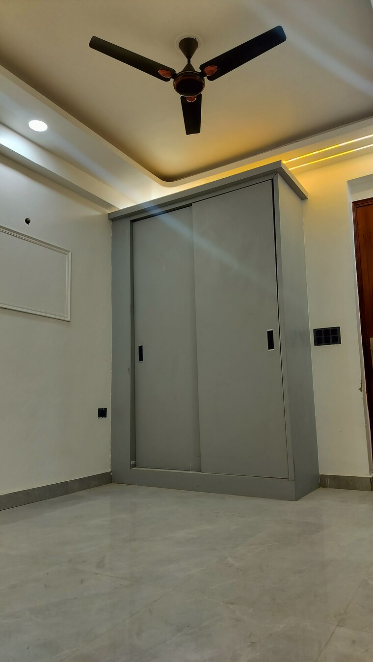 undefined, deep-homes-sector-73 2 Bedroom 1000 Sq.Ft. Builder Floor In Sector 73 Noida 9178954