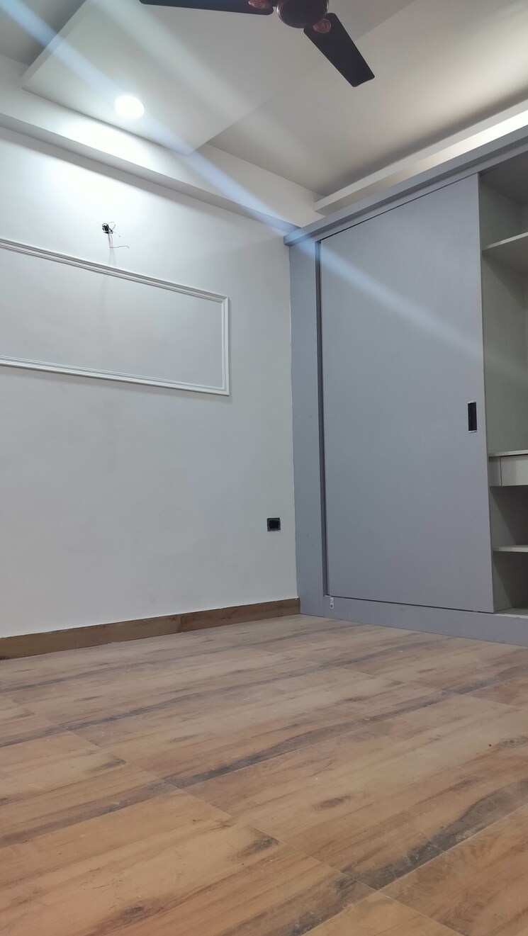 Room, sai-kutir-sector-49 2 Bedroom 1000 Sq.Ft. Builder Floor In Sector 49 Noida 9179038