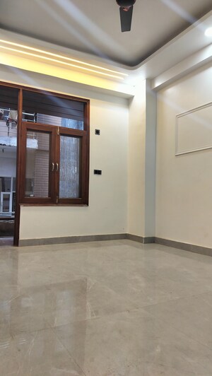 Room in 2 BHK Builder Floor at Sai Kutir Sector 49, Sector 49 – for Sale