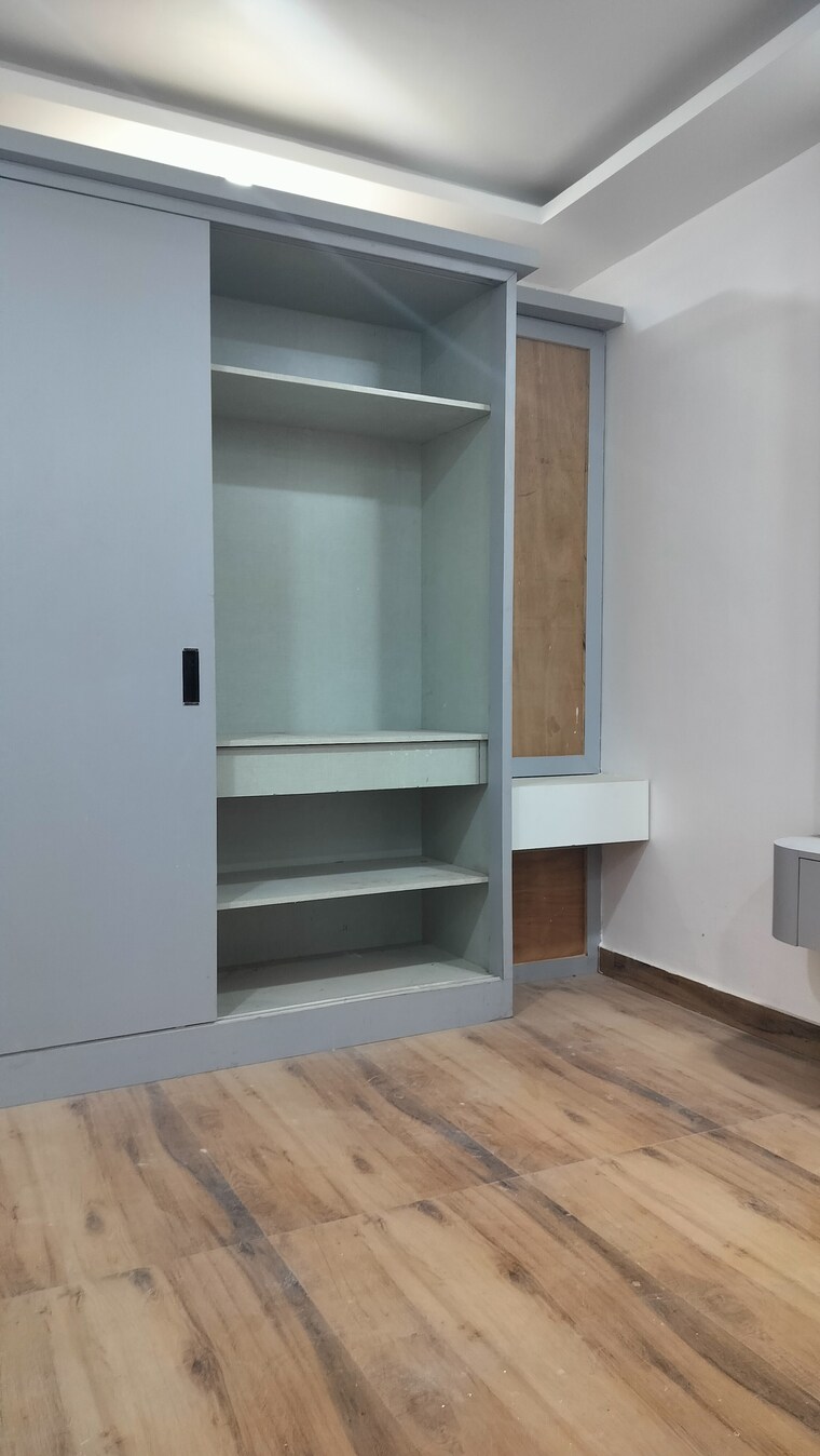 Room, sai-kutir-sector-49 2 Bedroom 1000 Sq.Ft. Builder Floor In Sector 49 Noida 9179038