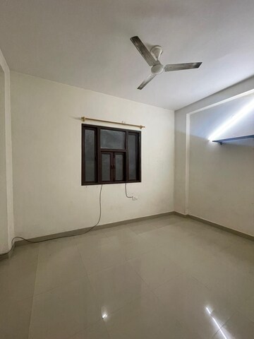 1 BHK Builder Floor For Rent in Saket