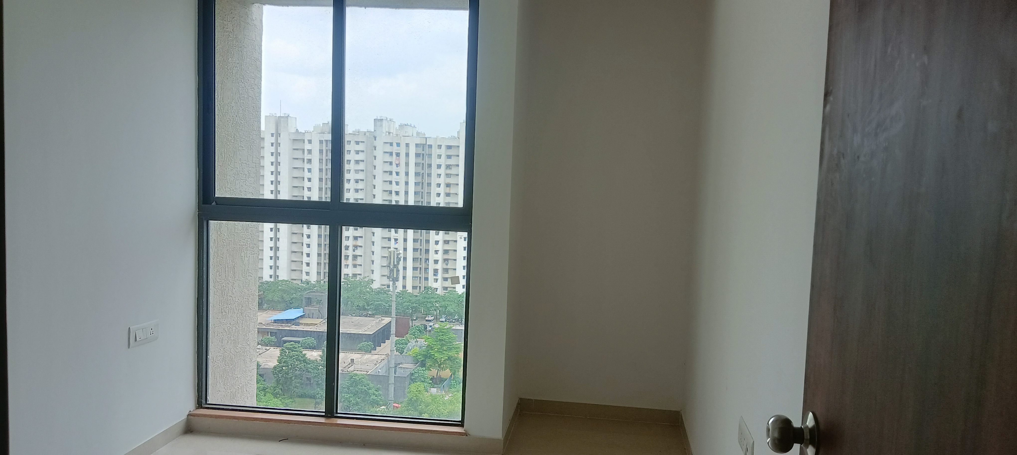 1 BHK Apartment For Rent in Lodha Downtown
