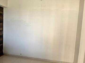 Room in 1 BHK Apartment at Puraniks City Reserva, Ghodbunder Road – for Rent