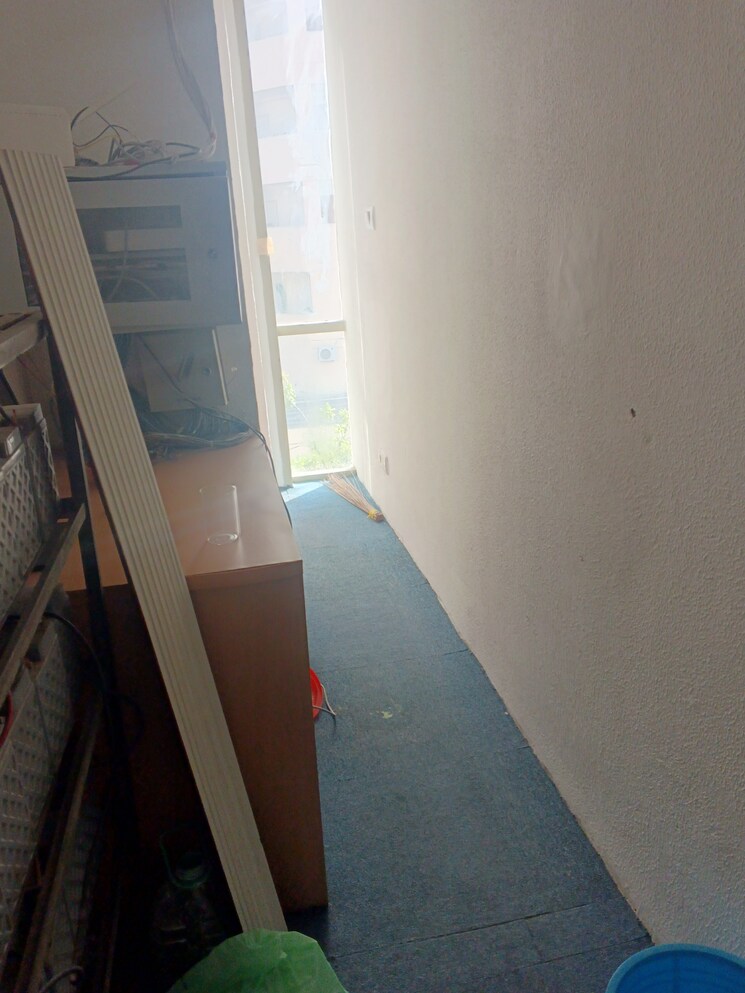 Balcony, spaze-edge-tower Commercial Office Space 1685 Sq.Ft. In Sector 47 Gurgaon 9179141