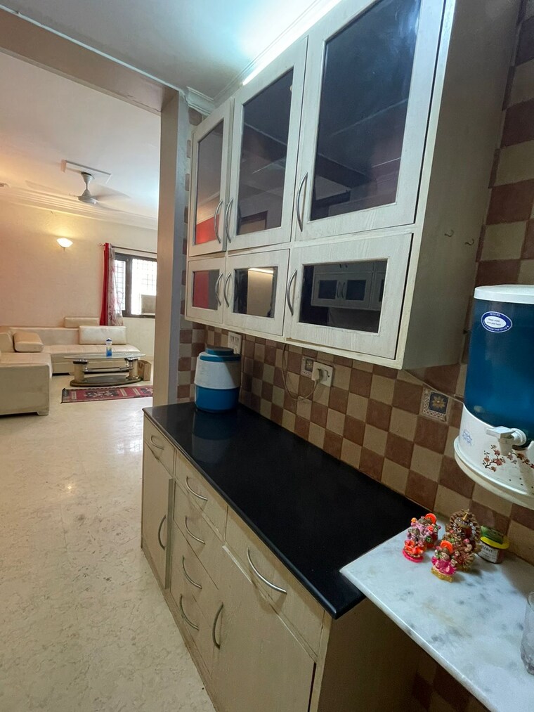 Kitchen, saket 3 Bedroom 1800 Sq.Ft. Builder Floor In Saket Delhi 9179157