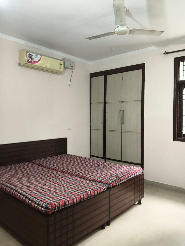 Bedroom, vip road 2 Bedroom 1150 Sq.Ft. Apartment In Vip Road Zirakpur 9179241