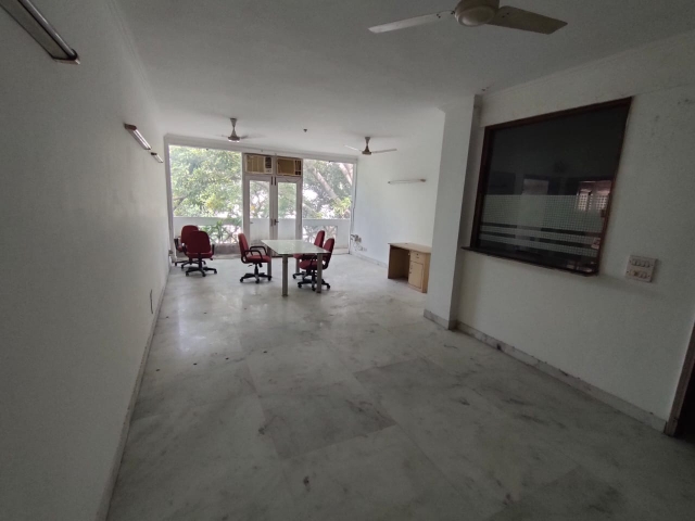 4 BHK + Servant Room Builder Floor For Rent in Greater Kailash