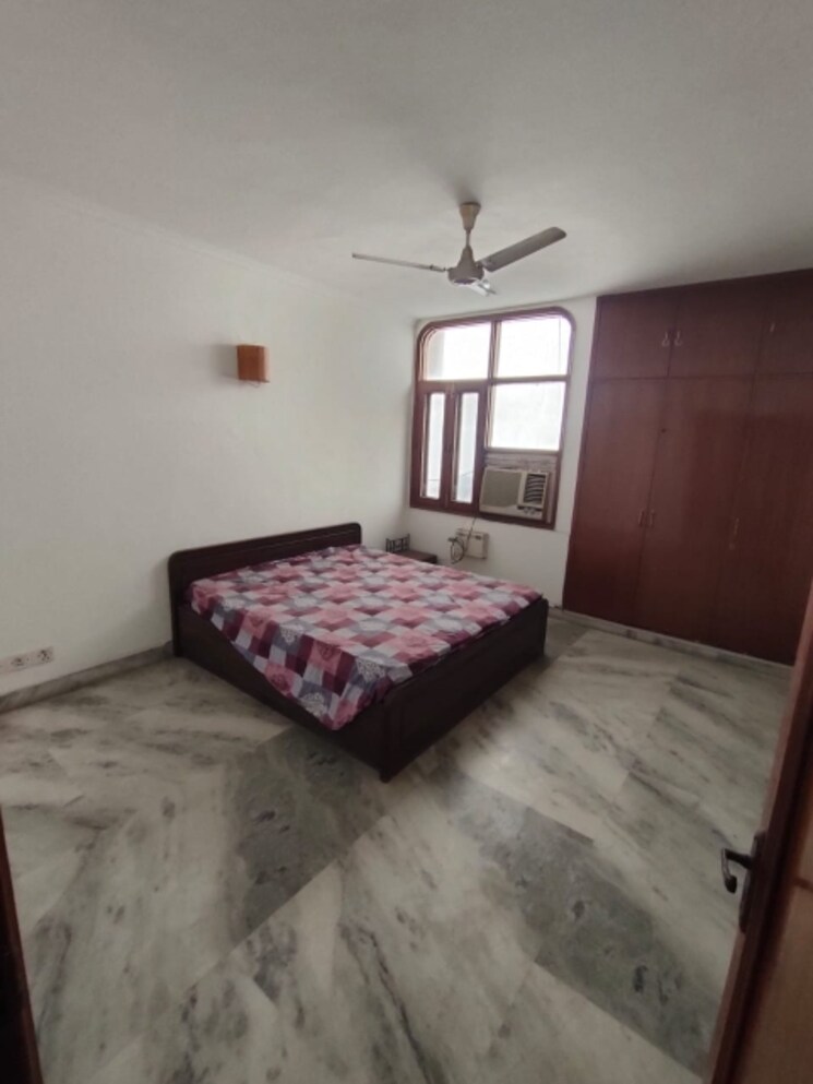 Bedroom, greater kailash ii 4 Bedroom 2800 Sq.Ft. Builder Floor In Greater Kailash ii Delhi 9179294