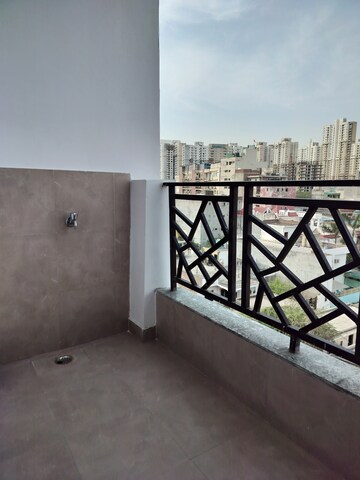 Balcony in 3 BHK Builder Floor at Aarya Vihar, Sector 73 – for Sale