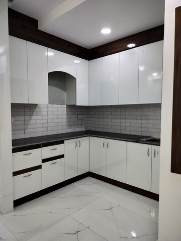 Kitchen in 3 BHK Builder Floor at Aarya Vihar, Sector 73 – for Sale