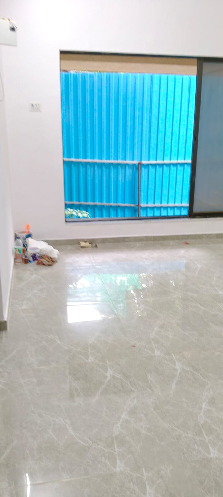 Room, ic colony 1 RK 290 Sq.Ft. Apartment In Ic Colony Mumbai 9179189