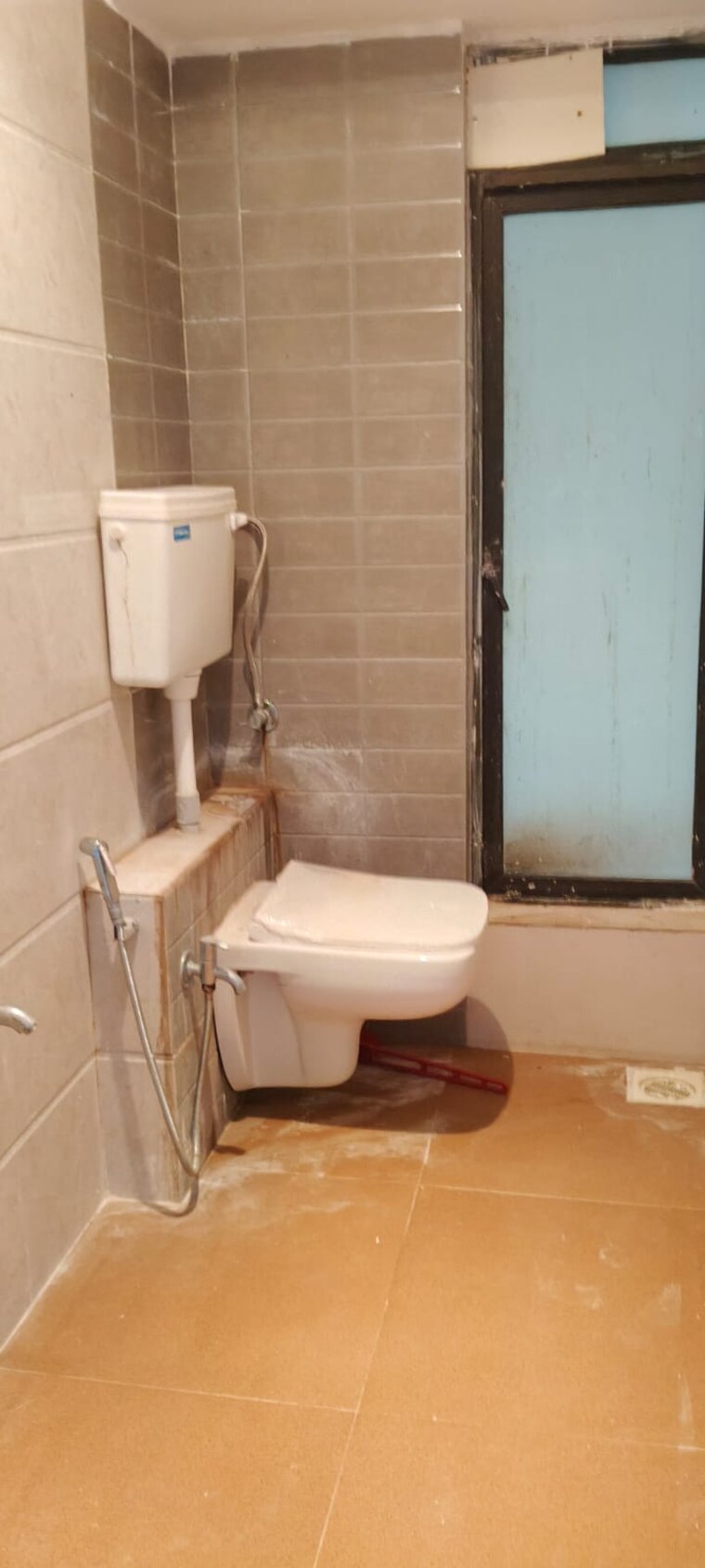 Bathroom, ic colony 1 RK 290 Sq.Ft. Apartment In Ic Colony Mumbai 9179189