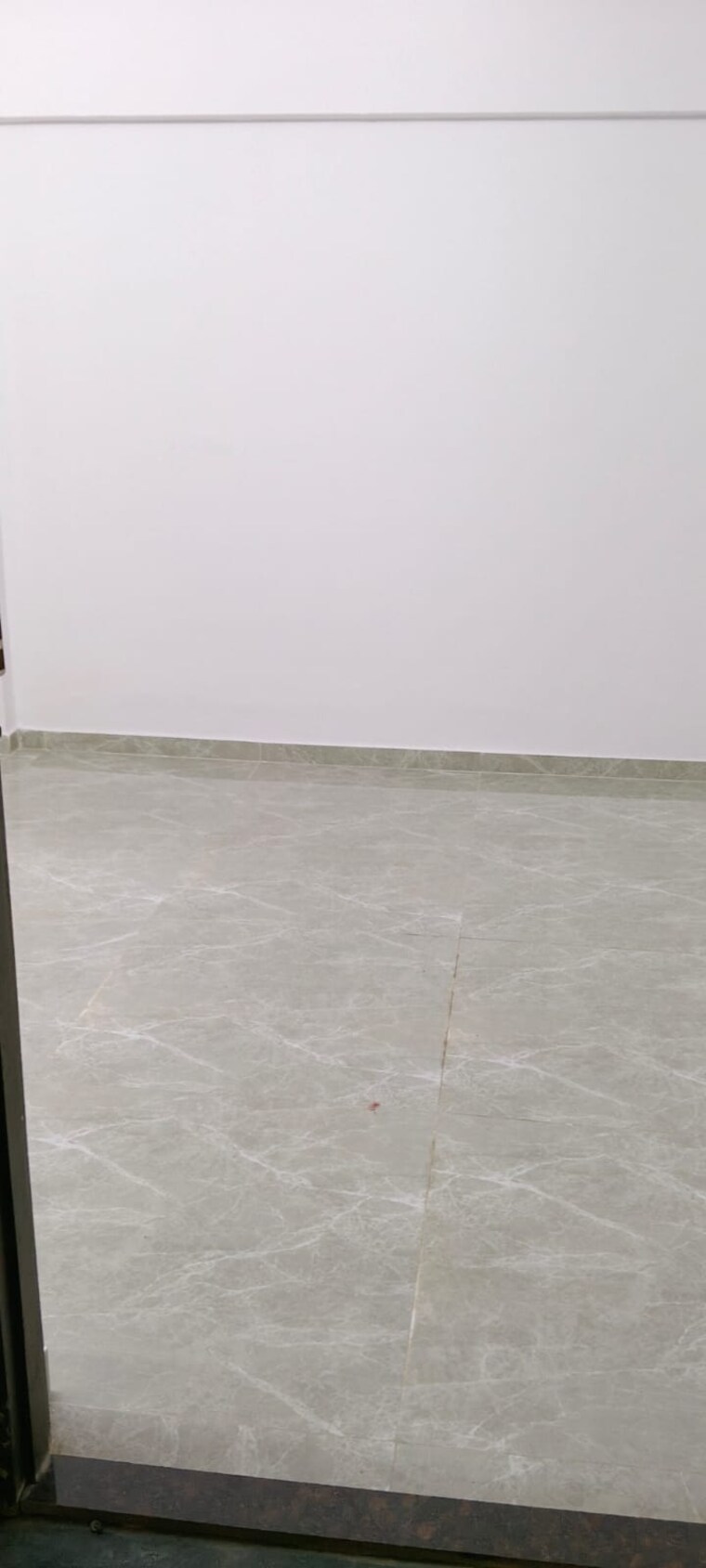 Room, ic colony 1 RK 290 Sq.Ft. Apartment In Ic Colony Mumbai 9179189