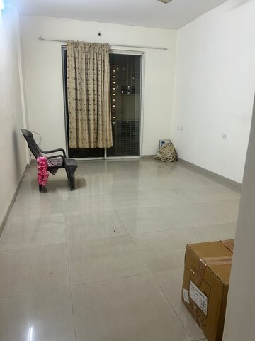 Room in 2 BHK Apartment at Gulmohar Privilege, Kharadi – for Rent