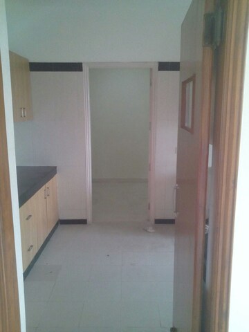 Building Lobby in 3 BHK Apartment at Suncity Essel Tower, Sector 28 – for Rent